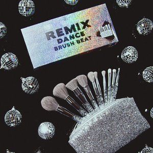 ๐NWT Remix Dance Brush Beat Brush Set by BH Cosmetics!๐